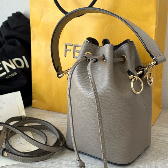 Fendi Mon Tresor Beige leather mini-bag - Picture 4 of 16